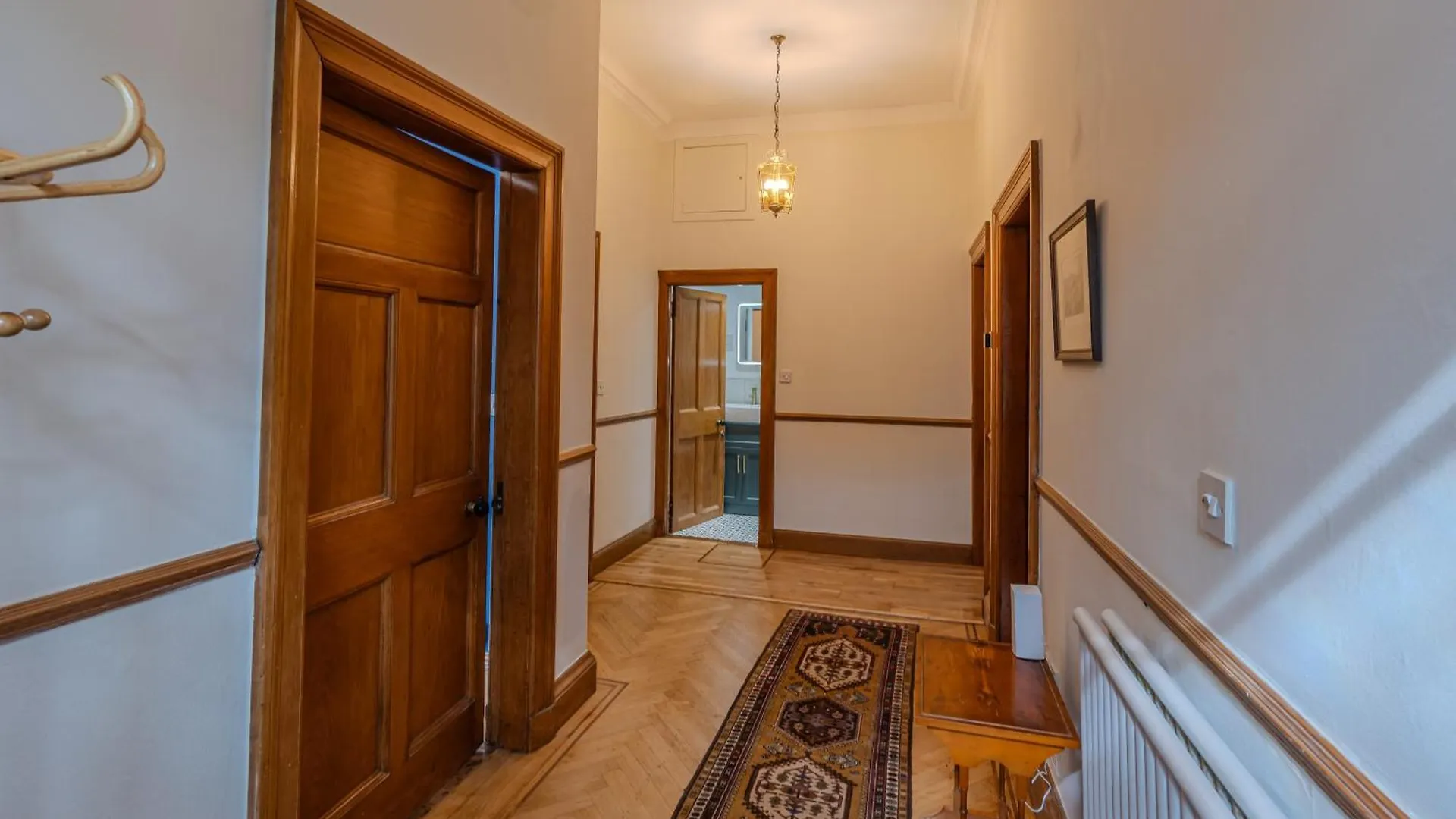 Apartament Victorian Charm - Lush Garden, Shops And Parking Edynburg