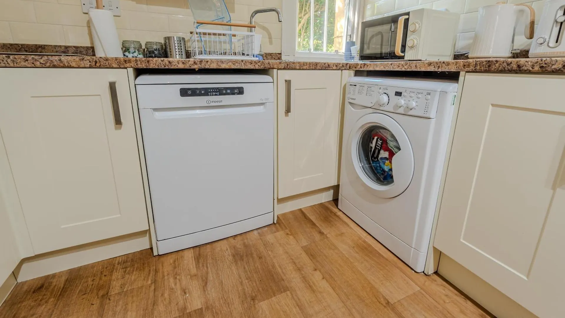 Apartamento Victorian Charm - Lush Garden, Shops And Parking Edimburgo 0*,