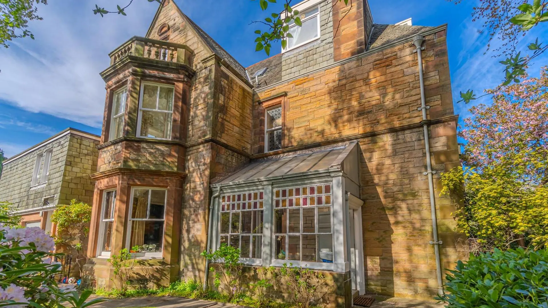 Apartament Victorian Charm - Lush Garden, Shops And Parking Edynburg