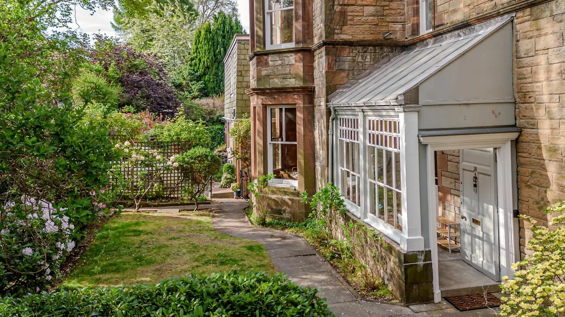 Apartament Victorian Charm - Lush Garden, Shops And Parking Edynburg Wielka Brytania